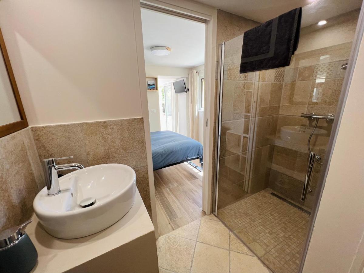 With Private Car Park And Air Con Valbonne